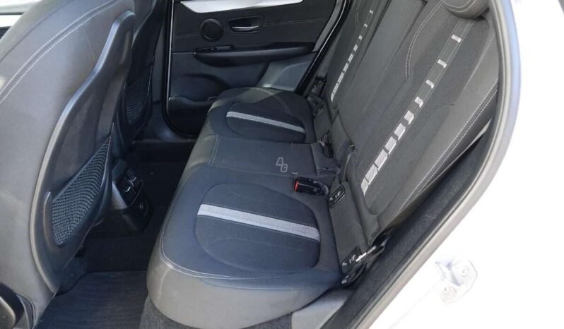 BMW 225 Active Tourer pilnas