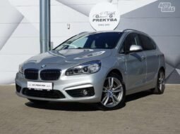 BMW 225 Active Tourer pilnas