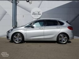 BMW 225 Active Tourer pilnas