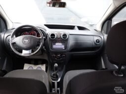 Dacia Dokker pilnas