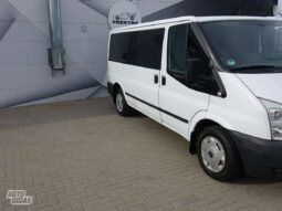 Ford Transit pilnas