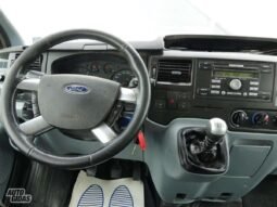 Ford Transit pilnas