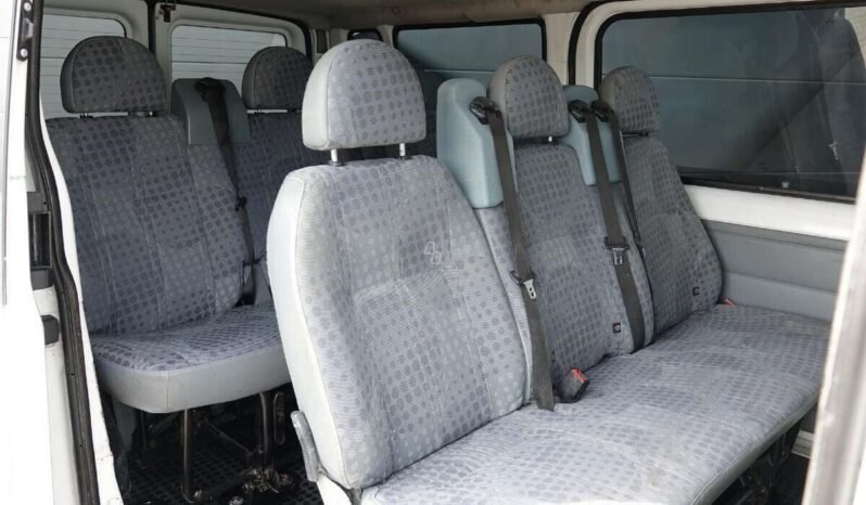 Ford Transit pilnas