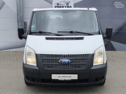 Ford Transit pilnas