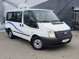 Ford Transit pilnas