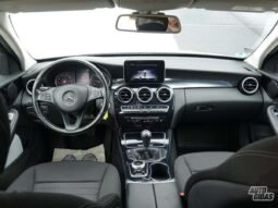 Mercedes-Benz C 180 pilnas