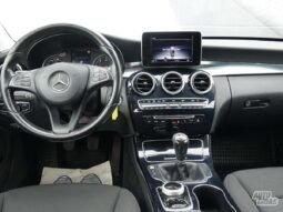 Mercedes-Benz C 180 pilnas