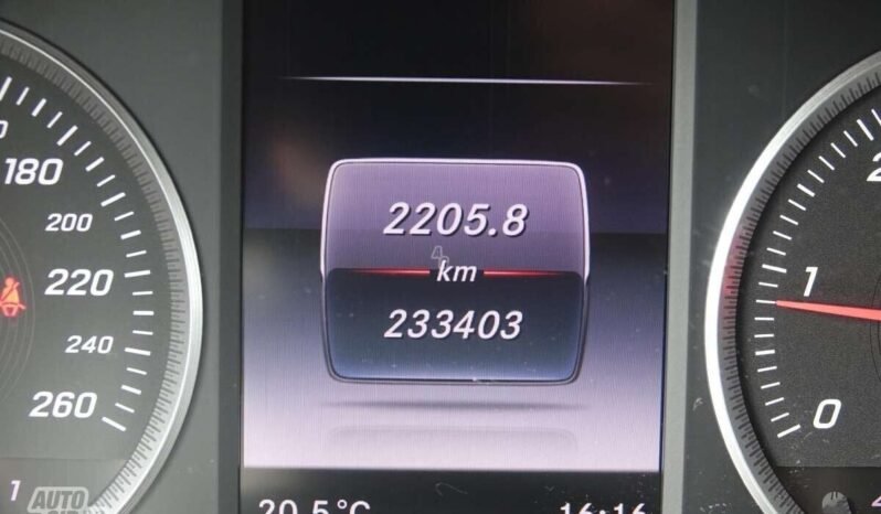 Mercedes-Benz C 180 pilnas