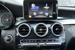 Mercedes-Benz C 180 pilnas