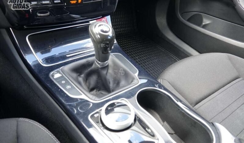 Mercedes-Benz C 180 pilnas