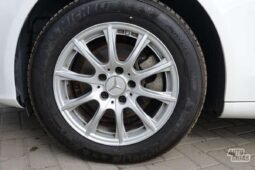 Mercedes-Benz C 180 pilnas