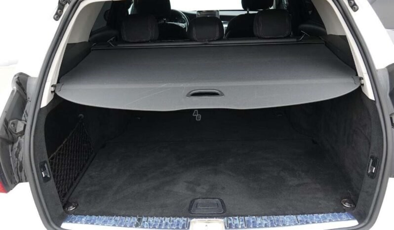 Mercedes-Benz C 180 pilnas