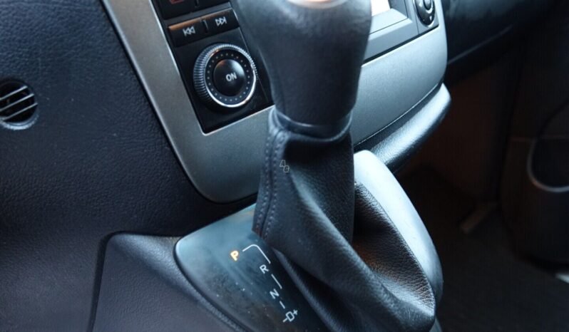 Mercedes-Benz Viano pilnas