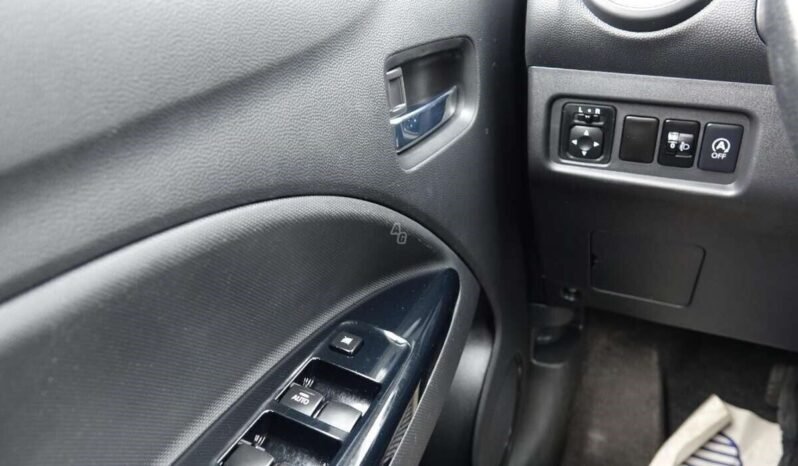 Mitsubishi Space Star pilnas