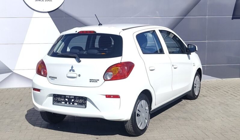 Mitsubishi Space Star pilnas