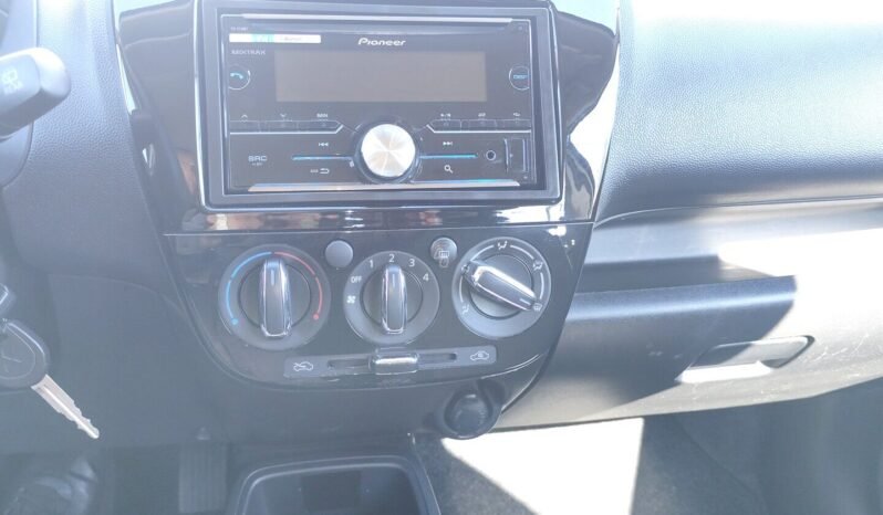 Mitsubishi Space Star pilnas