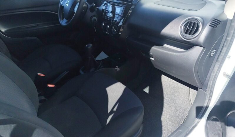 Mitsubishi Space Star pilnas