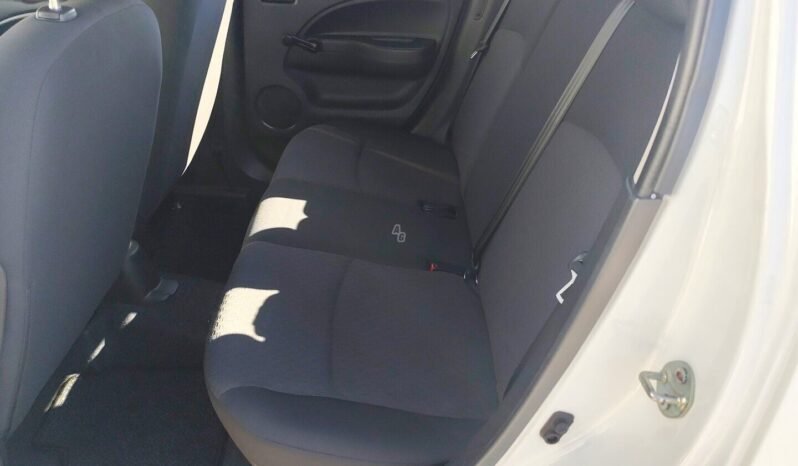 Mitsubishi Space Star pilnas