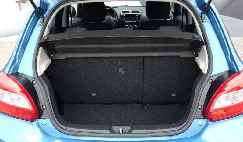 Mitsubishi Space Star pilnas