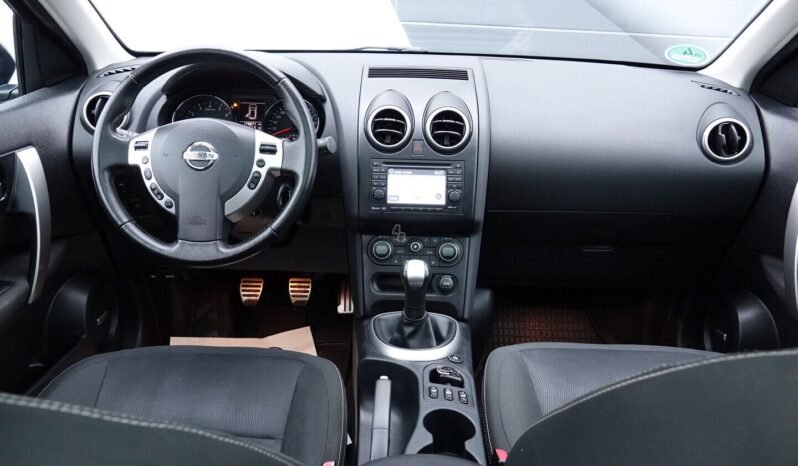 Nissan Qashqai pilnas