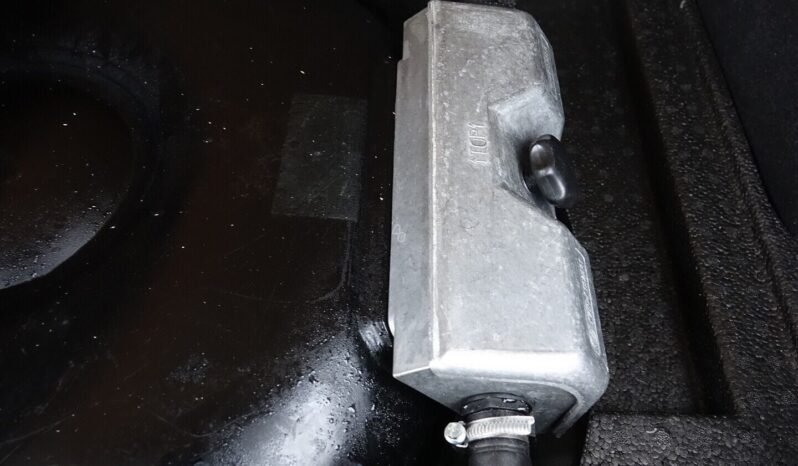 Nissan Qashqai pilnas