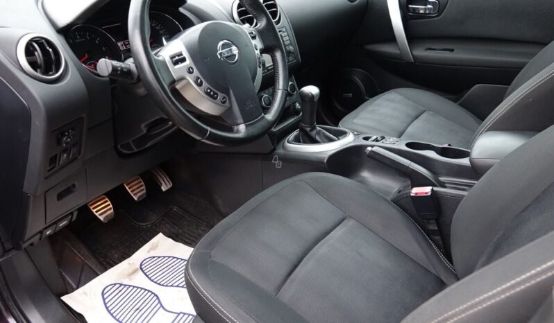 Nissan Qashqai pilnas