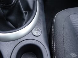 Nissan Qashqai pilnas