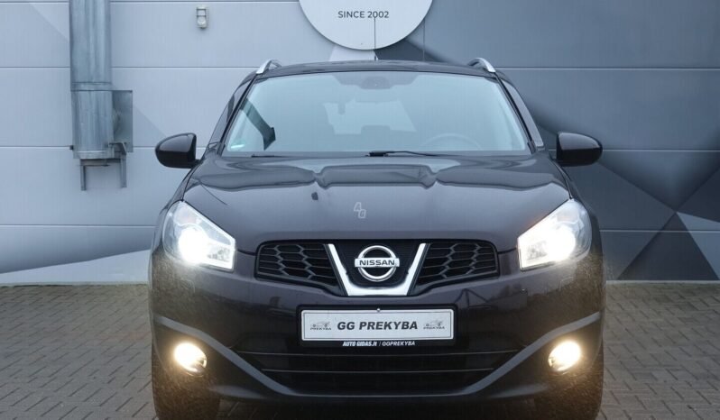 Nissan Qashqai pilnas