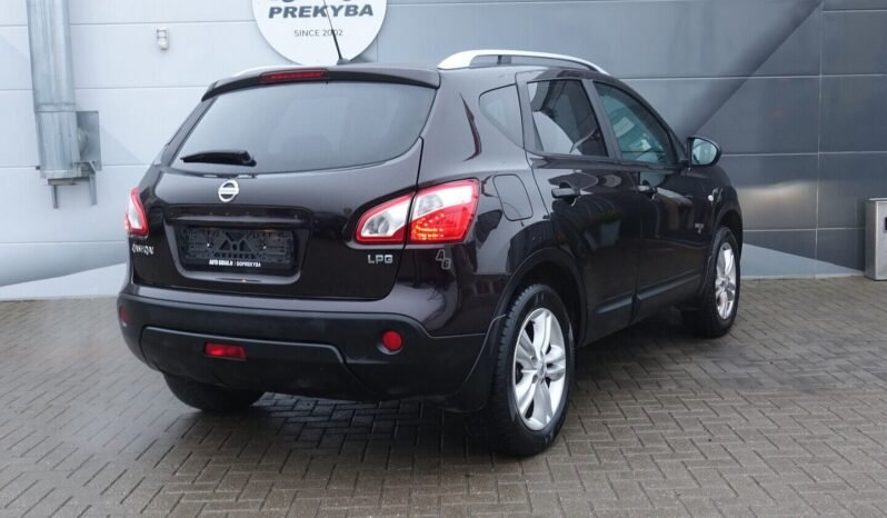 Nissan Qashqai pilnas