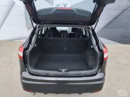 Nissan Qashqai pilnas
