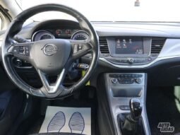 Opel Astra pilnas