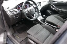 Opel Astra pilnas