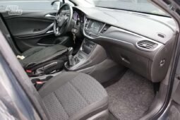 Opel Astra pilnas