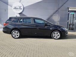 Opel Astra pilnas