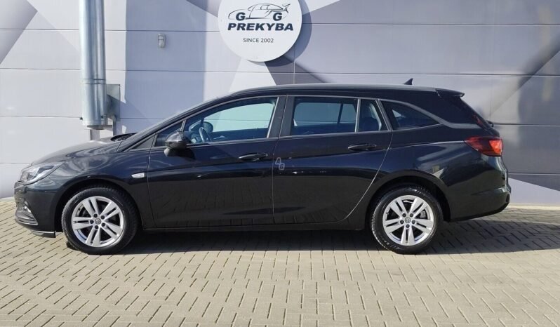 Opel Astra pilnas