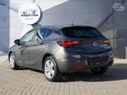 Opel Astra pilnas