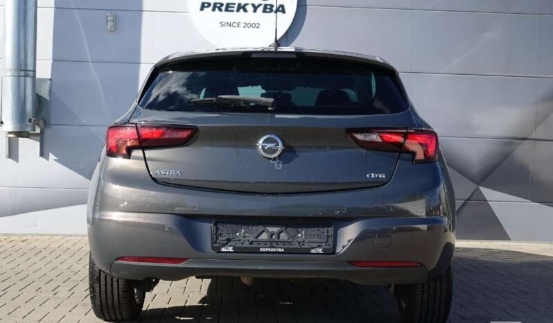 Opel Astra pilnas