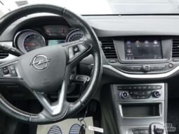 Opel Astra pilnas