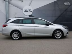 Opel Astra pilnas