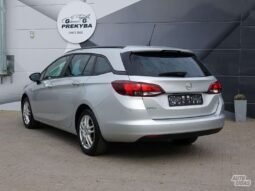 Opel Astra pilnas