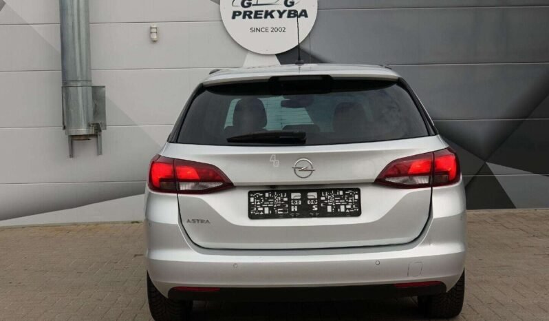 Opel Astra pilnas