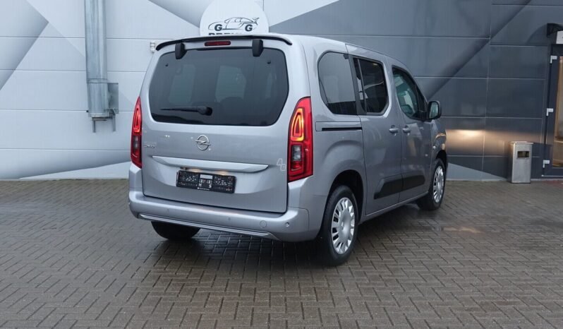 Opel Combo pilnas