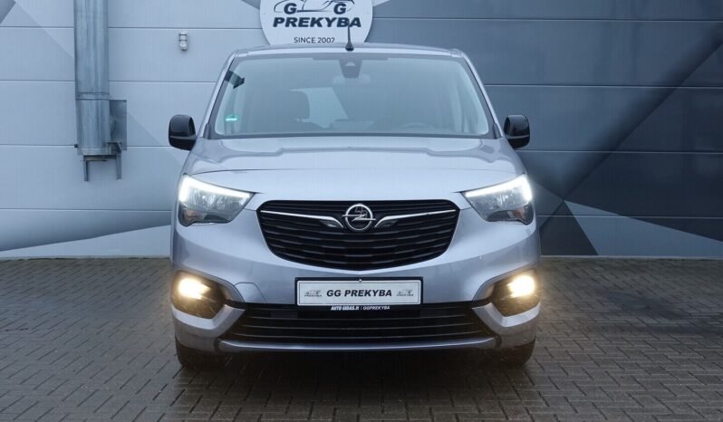 Opel Combo pilnas