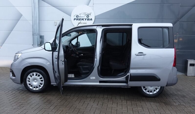 Opel Combo pilnas