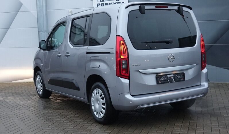 Opel Combo pilnas