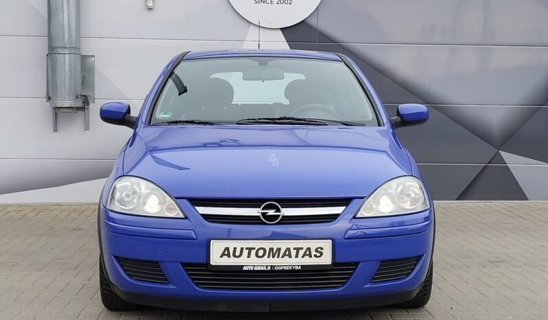 Opel Corsa pilnas
