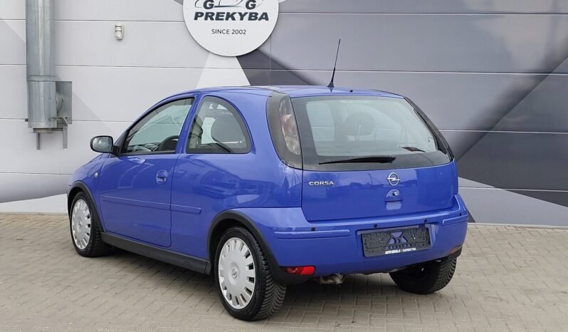 Opel Corsa pilnas