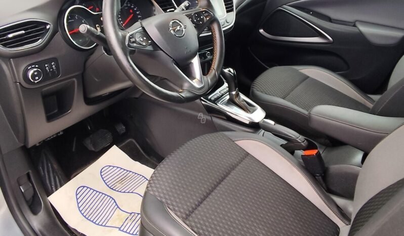 Opel Crossland X pilnas