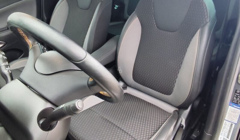 Opel Crossland X pilnas