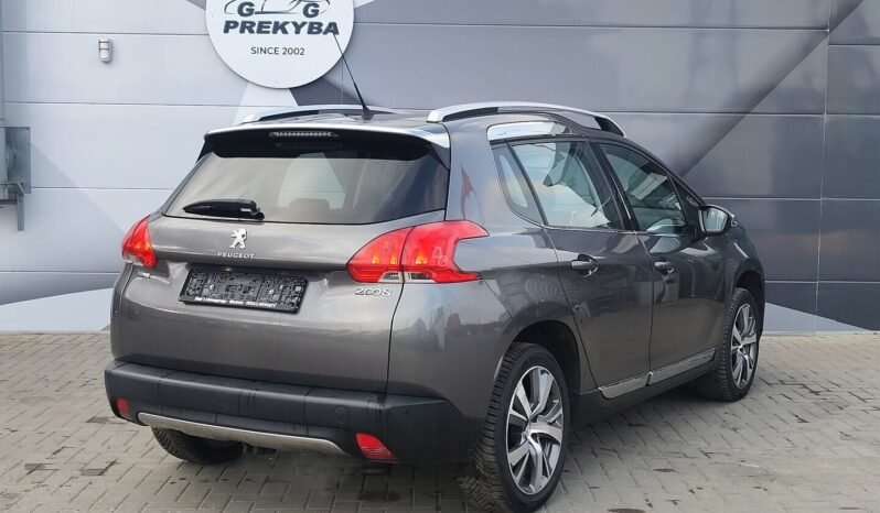 Peugeot 2008 pilnas